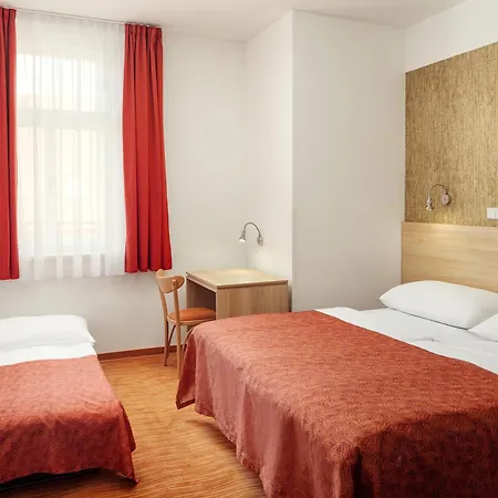 Ambiance Hotell 4*