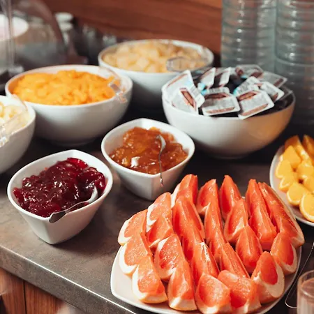 Ξενοδοχείο Ambiance 4*