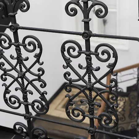 Ambiance Ξενοδοχείο