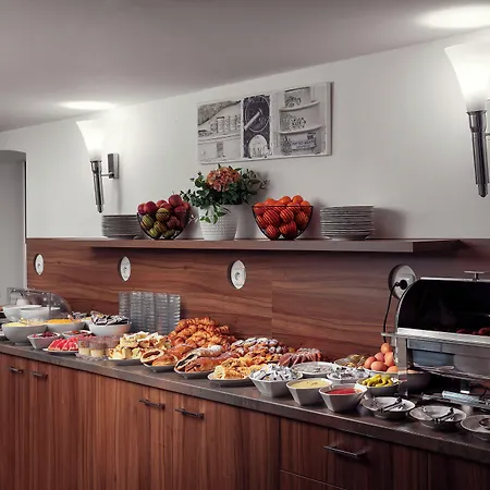 Ambiance Hotel 4*