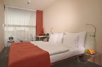 Ambiance Hotell 4*