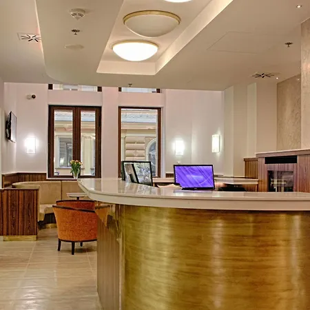 Hotell Ambiance 4*