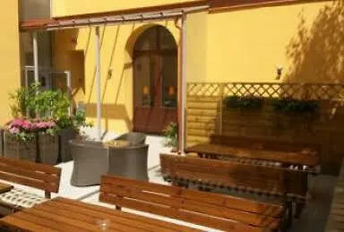 Ambiance Hotell 4*